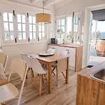 Sofia, Vistas Al Teide Y Al Mar