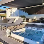 Sofia, Vistas Al Teide Y Al Mar *